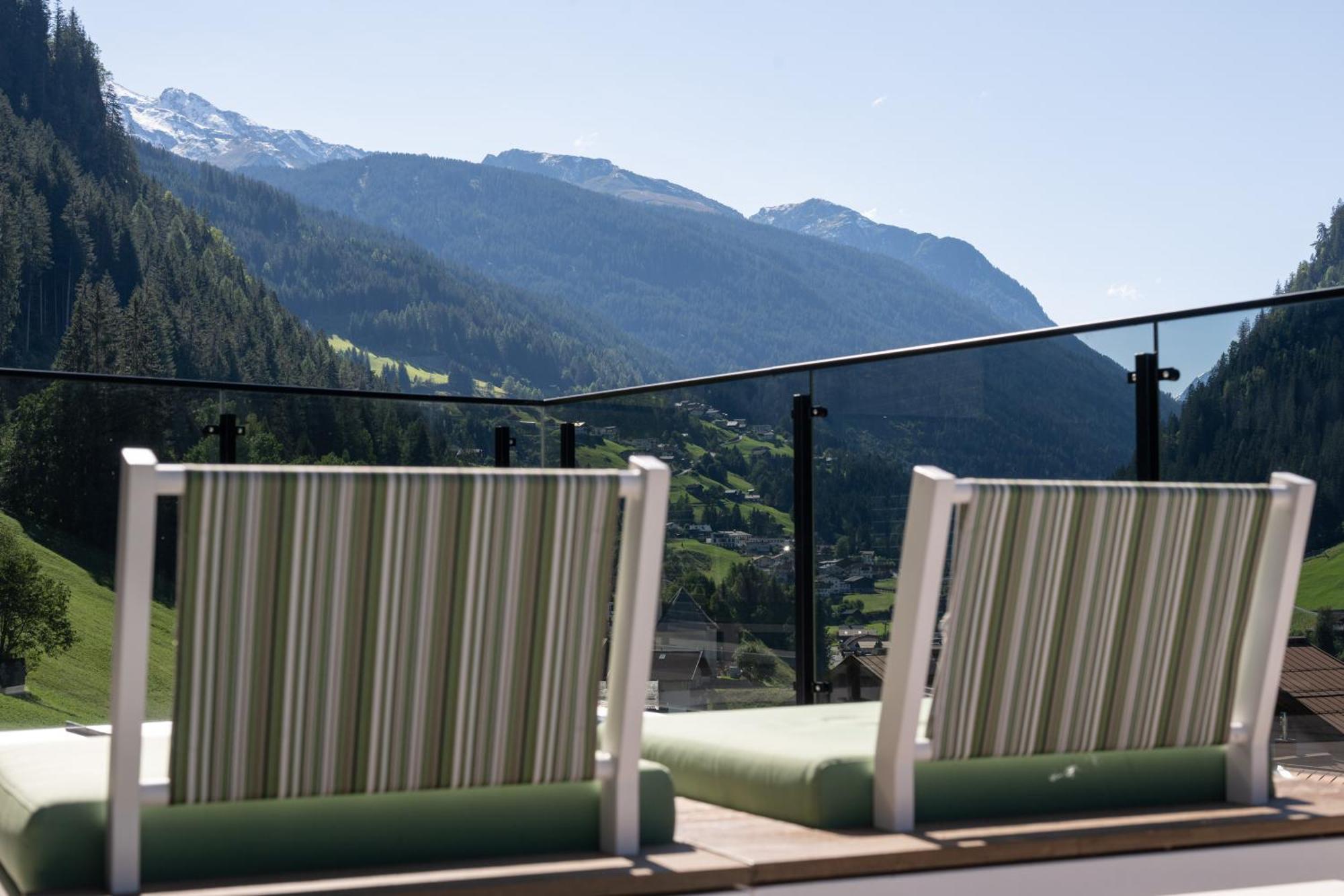 Alpiner Glam Penthouse In Der Residenz Silvretta Apartment
