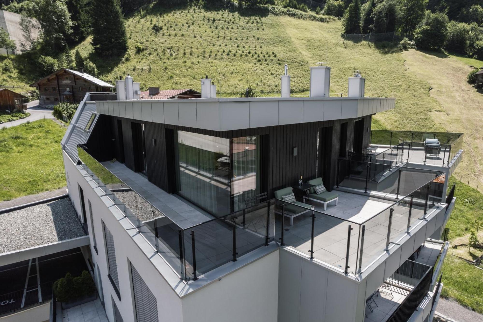 Alpiner Glam Penthouse In Der Residenz Silvretta Apartment *